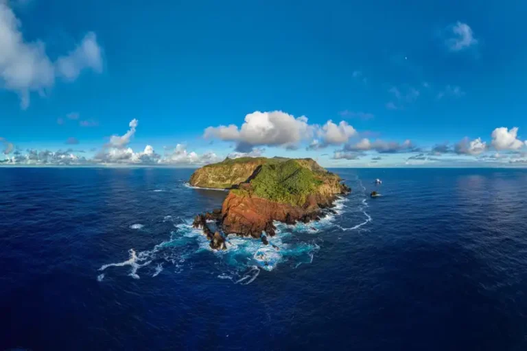 How the Infamous Pitcairn Island Became a Model of Ocean Conservation